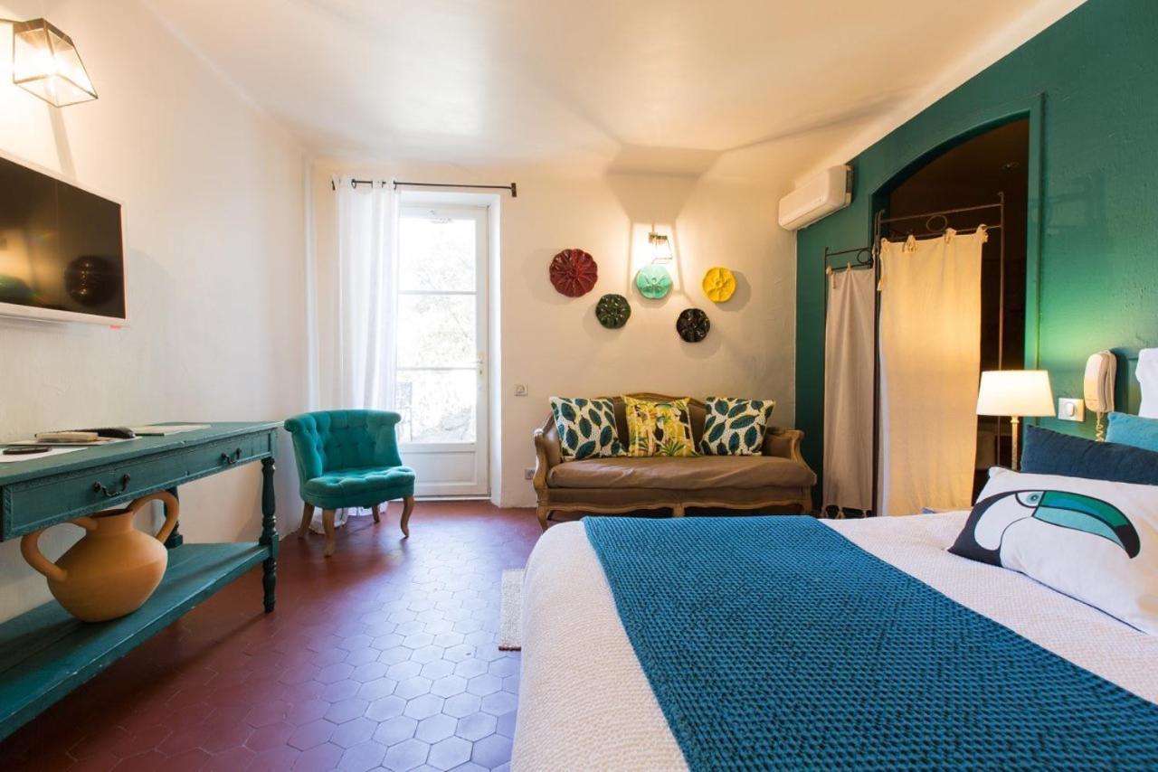 Le Jardin D'Emile Hotel Cassis Ruang foto